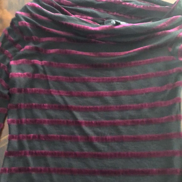 BCBGMAXAZRIA top - Picture 5 of 5